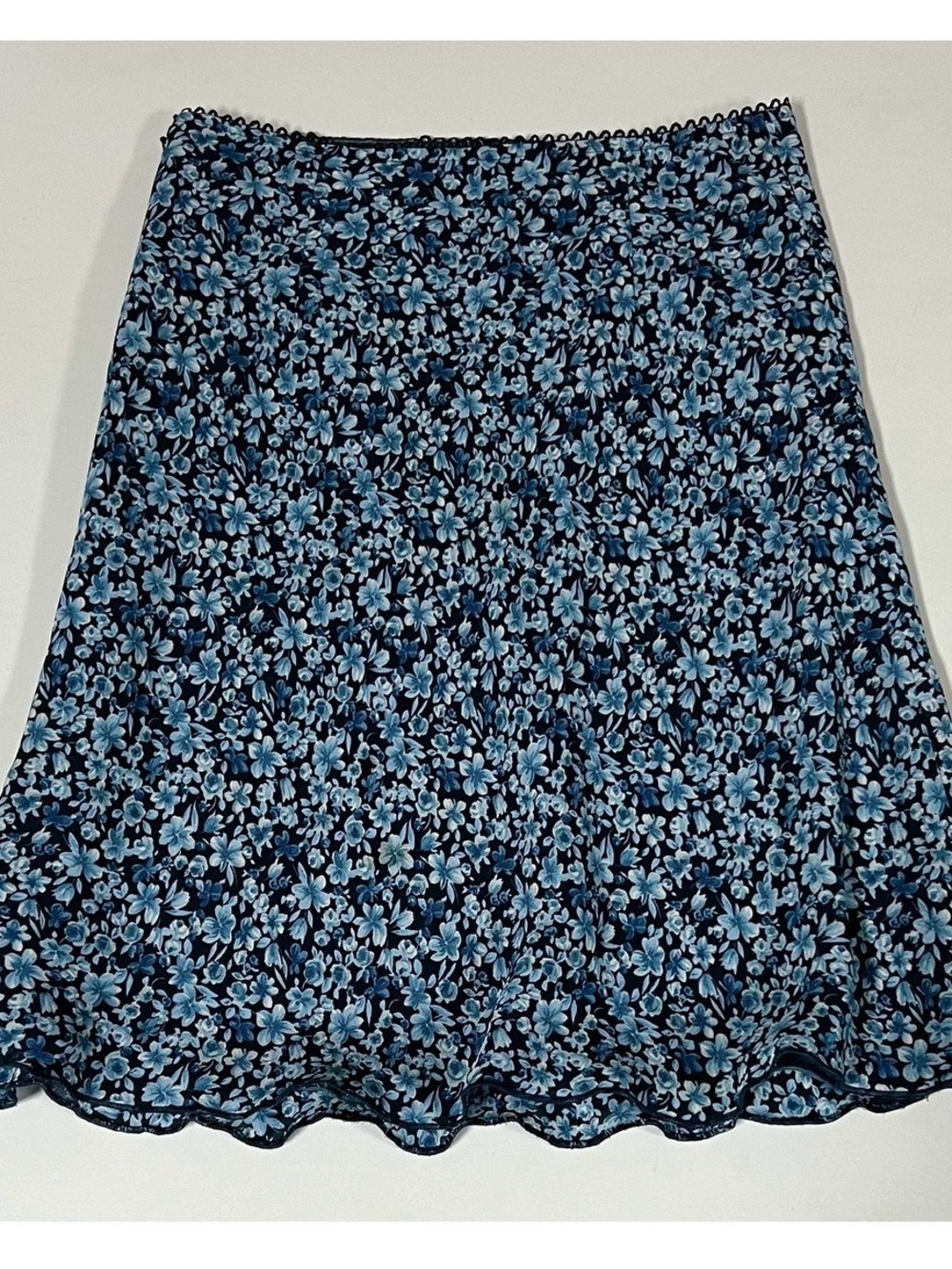 Navy Blue Floral Knee-Length Skirt Bottoms Size 1 💙✨ #floral #summer #skirt